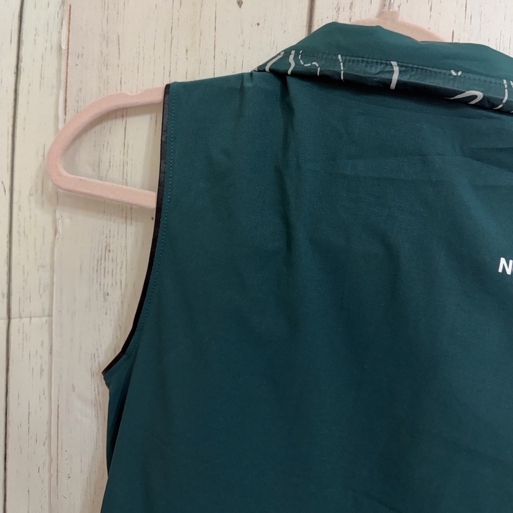 The North Face Women's Winter Warm Printed Insulated Vest - Picture 11 of 14